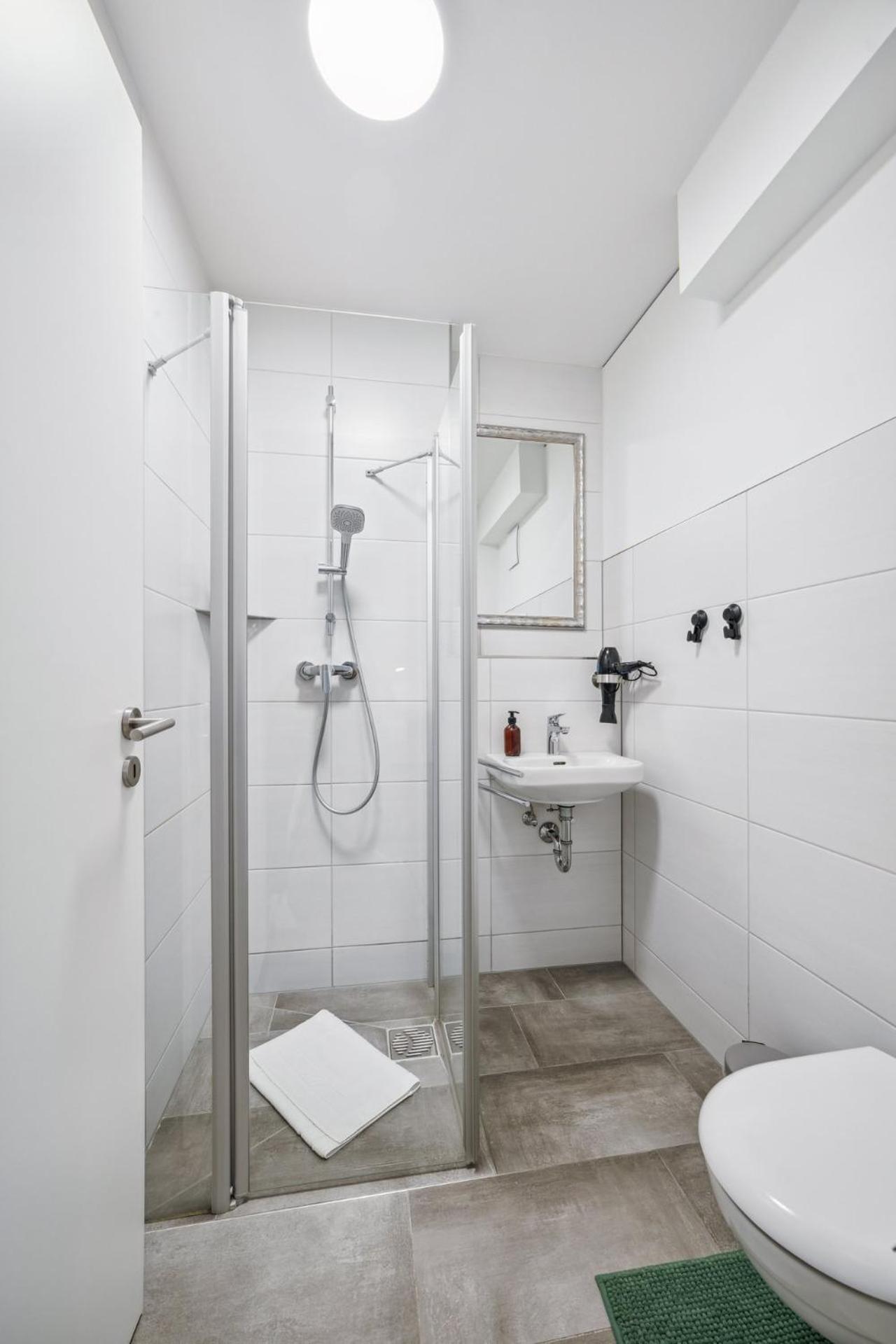 Sali Homes Elegant And Stylish Retreat In Heart Of Bayreuth, Close To River Exteriér fotografie